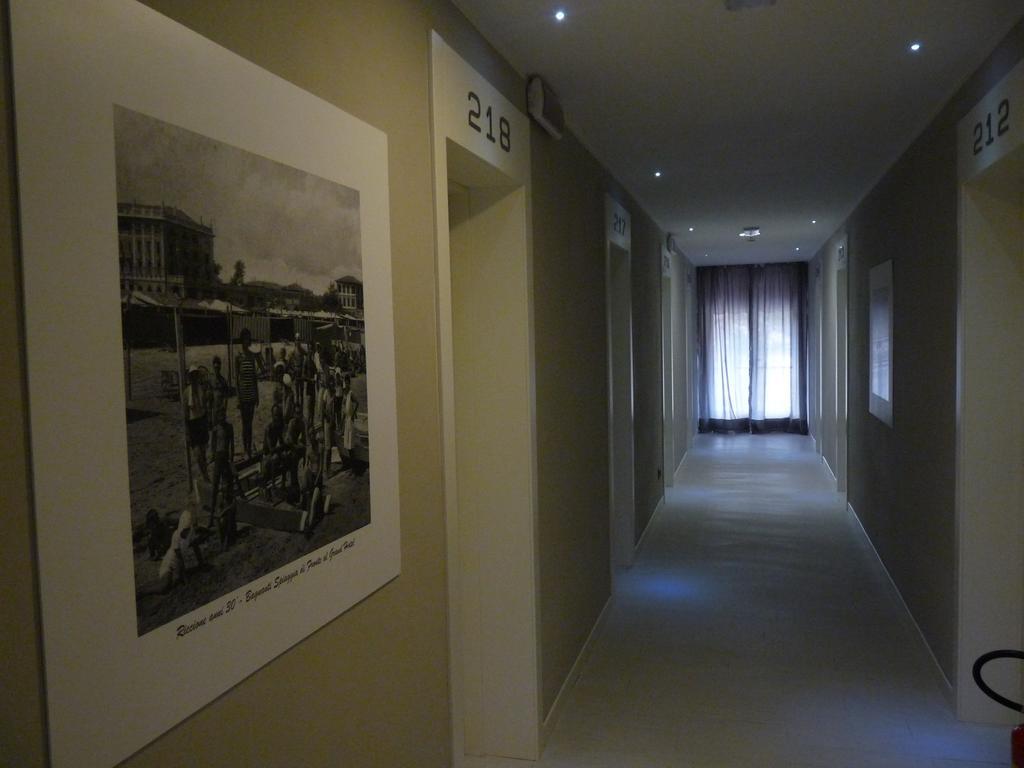 Hotel Pierre Riccione Exterior photo